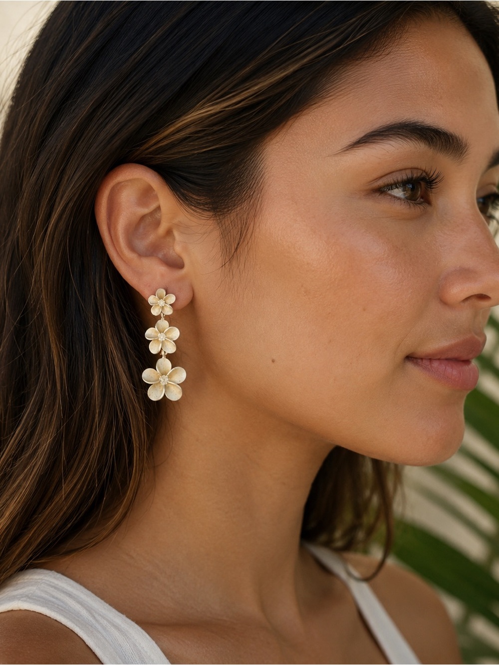 Local Hawaii Floral Triple-Plumeria Dangle Earrings - Cream Tone